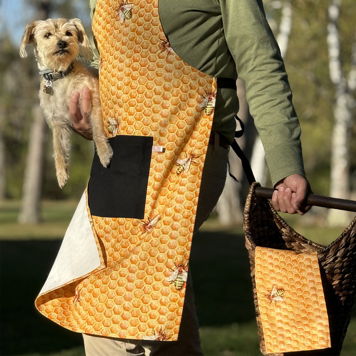 Honey Bee Haven Cotton Apron