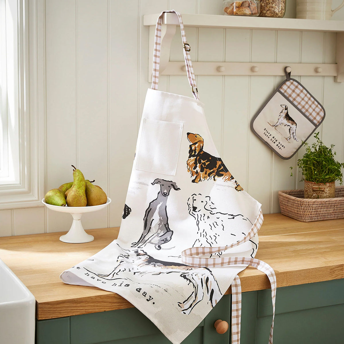 Country Dogs Cotton Apron